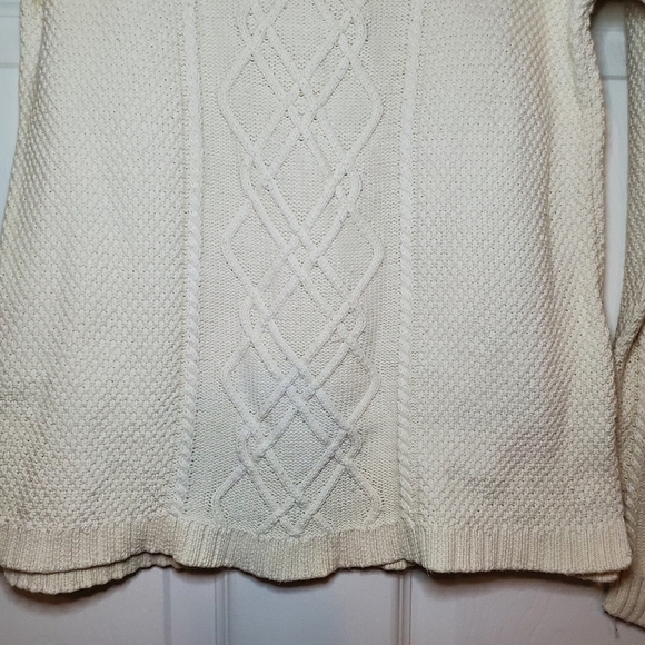 Hanna Andersson size 140 (8) Cable Knit Sweater - Picture 4 of 9